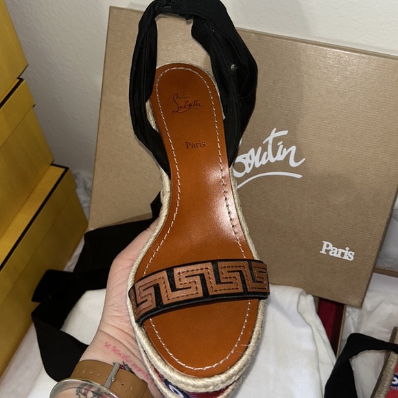 Christian Louboutin Athina Des Cyclades - Picture 4 of 10